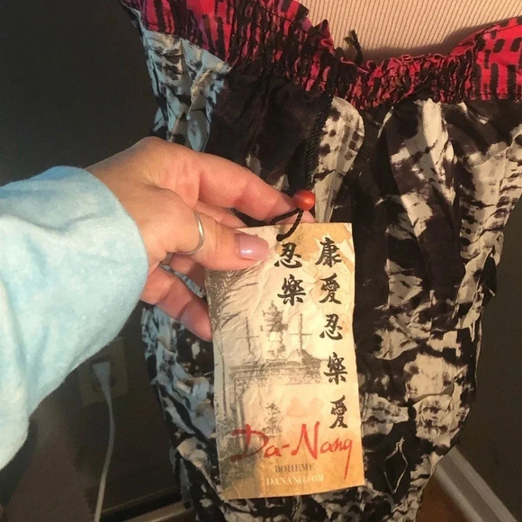 Da-Nang Silk Butterfly Romper M L - Picture 11 of 15